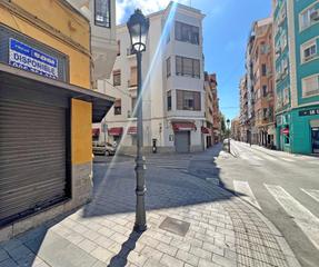 Local Comercial  Calle musico oscar tordera iñesta. Local en edificio histórico con licencia de música y gran visibi