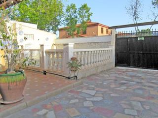 Maison jumelée à Haygon-Universidad. En haygón  chalet pareado con piscina!!