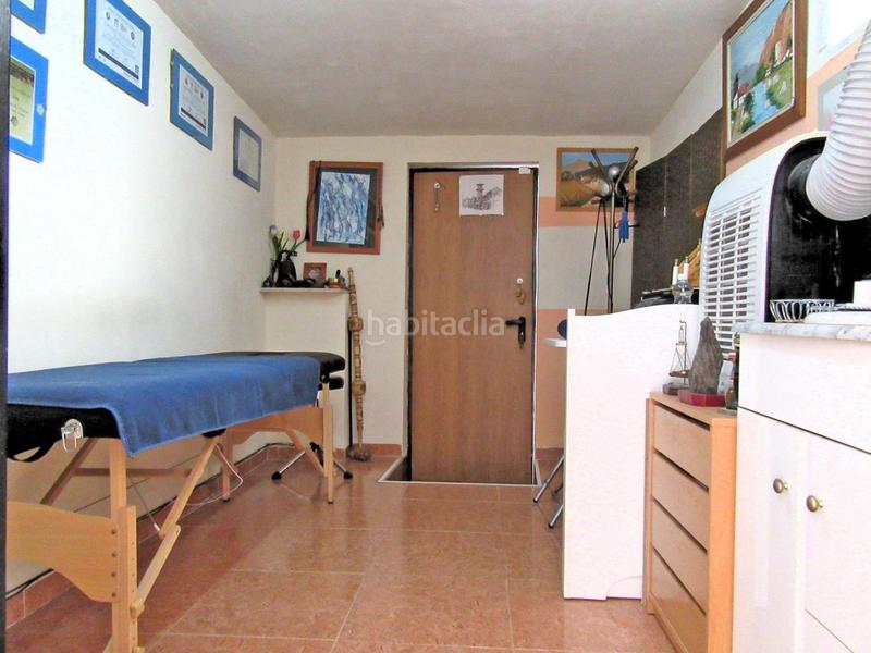 Foto c199baa5-b7b9-4744-83a1-8c5ccbf55490. Casa pareada exclusivo chalet pareado con piscina en la zona de haygon en Sant Vicent del Raspeig