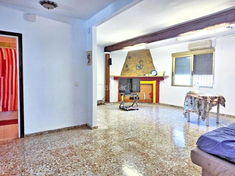Foto 7d16a9e8-26ef-400c-8b43-76765119ead8. Chalet  exclusivo con amplia parcela urbana de 2.500 m en la serreta! en Alicante