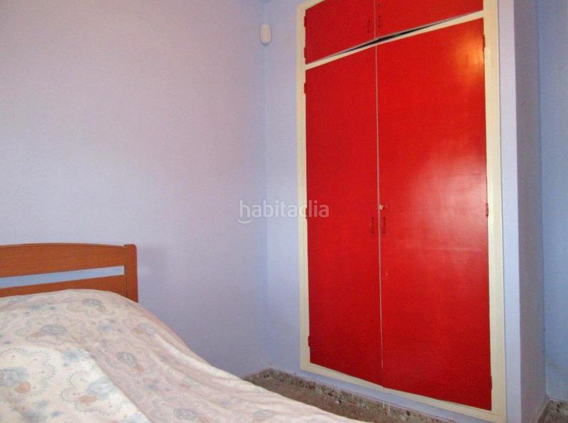 Foto b505430a-7bce-4eab-be32-c472b039b68d. Chalet  exclusivo con amplia parcela urbana de 2.500 m en la serreta! en Alicante