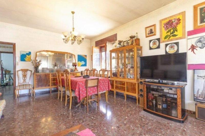 Foto 0389ee75-bbd5-47b5-959b-152a375f1c5e. Chalet  con encanto, amplitud y naturaleza en Villena