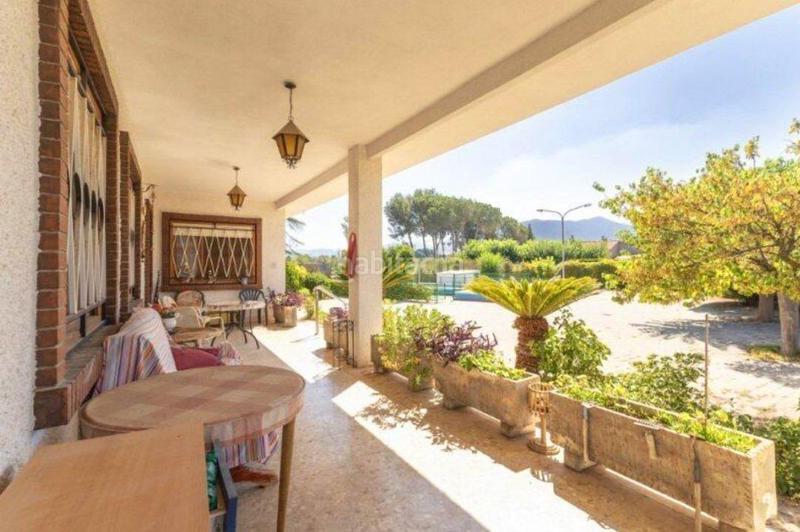 Foto 380ec278-73f8-4fb5-a773-84d5429a9f2b. Chalet  con encanto, amplitud y naturaleza en Villena