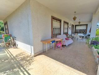 Chalet  Calle peña rubia. Chalet con encanto, amplitud y naturaleza en villena