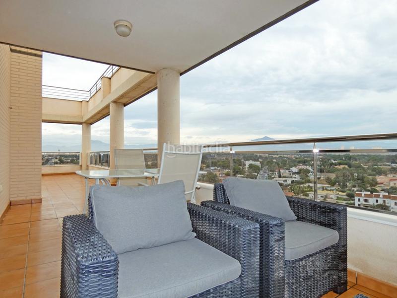 Foto fe5a08cd-bad5-440e-aebd-0d4df06df526. Attique dans calle musico vicente spiteri 25 dans PAU 5 Alicante