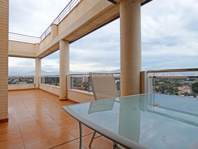Foto c94e661b-7d5d-4c6c-b855-04ea31d71f8b. Dachwohnung mit parking pool in PAU 5 Alicante