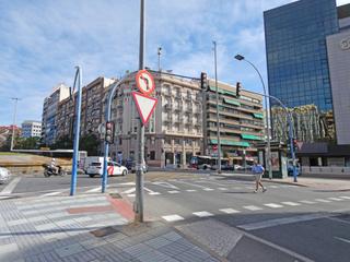 Lloguer Local Comercial  Avenida aguilera. Local luminoso y versátil en alquiler junto a los juzgados y el