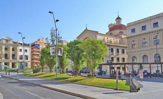 Pis  Calle calle del médico pascual pérez, 31. Vivienda espaciosa en uno de los edificios más icónicos del cent