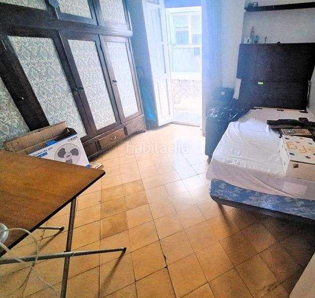 Foto 5be28c45-a116-4606-a48c-d19a3760752d. Pis a Barrio del Centro Alicante