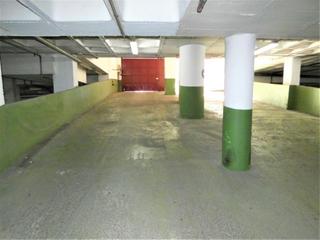 Lloguer Aparcament cotxe  Avenida oscar espla. Garaje disponible en pleno centro, av. óscar esplá