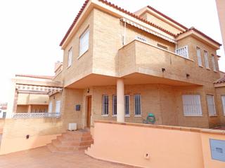Xalet  Mujol. Vivienda de alta calidad en cabo de las huertas con piscina y gr