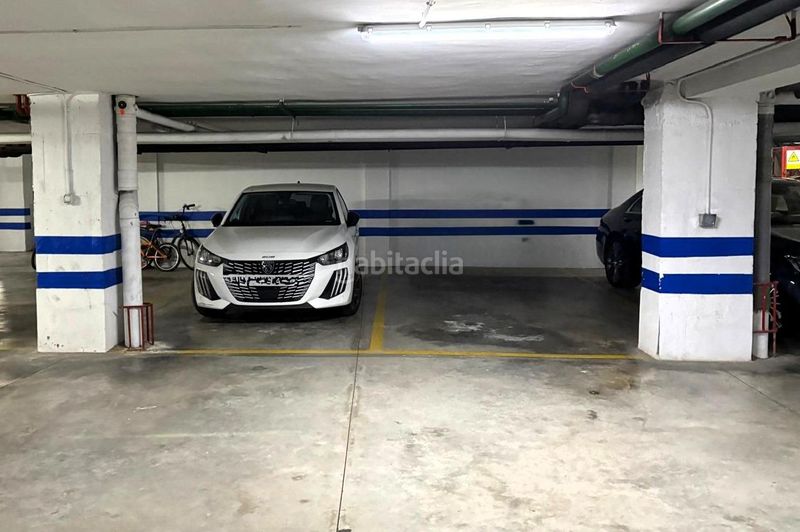 Foto d9a470f1-4bbb-452e-a358-e63f6b4f1cda. Pis amb calefacció aparcament a Ensanche-Diputación Alicante