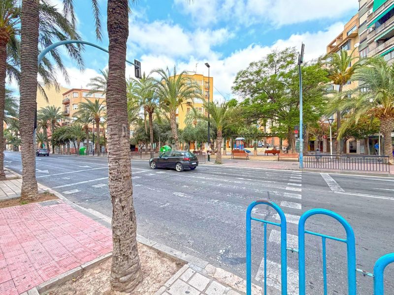 Foto e0ad5fb1-84e4-4b82-b69d-8ec897e2423b. Pis a Mercado Alicante