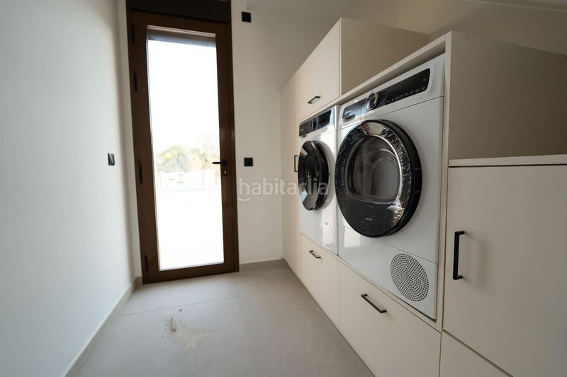Foto f958fe25-6844-437d-a91d-19a7989af314. Xalet amb aparcament piscina a La Marquesa Rojales