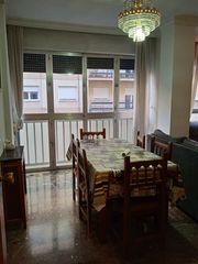 Lloguer Pis a Camino de Ronda. Garnata inmobiliaria alquiler a estudiantes centro 4 dormitorios