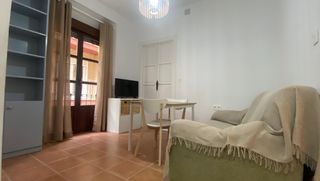 Alquiler Piso en Centro - Sagrario. Garnata inmobiliaria nuevo 2 dormitorios desde 1 junio año compl
