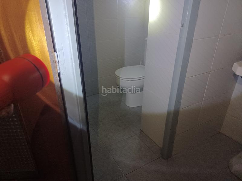 Foto fa47b0a9-0bac-43a7-9c4d-b1b1a22e26d6. Alquiler local comercial en calle de monegros 3 en Zaragoza