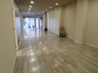 Local Comercial en Calle del Carmen