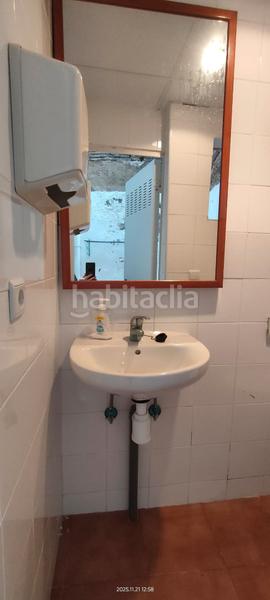 Foto 306b1272-e5b7-48f2-9b94-98f699a83e11. Lloguer local comercial a calle del heroísmo 10 a Zaragoza