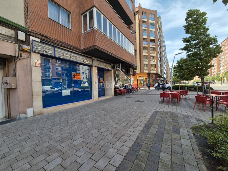 Foto 06afc996-314a-4829-ba58-386d253b6d5f. Location local commercial avec chauffage dans Barrio del Ave Zaragoza