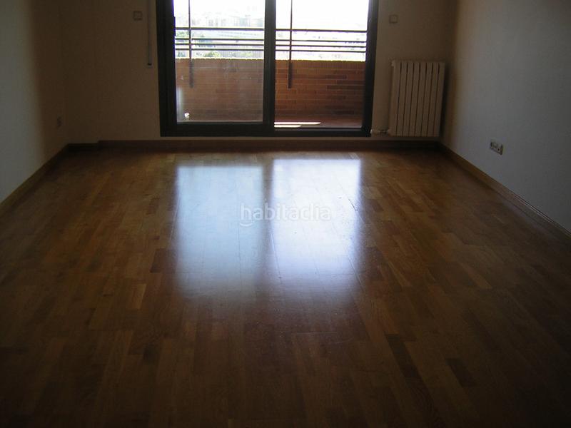 Foto 6dfd2330-dfc2-4fa0-b68f-6b5e7e6edfc7. Location appartement avec chauffage dans La Bozada - Parque Delicias Zaragoza