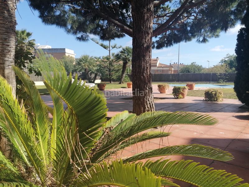 Foto b6270843-8397-4c48-ac9c-55195467765d. Xalet amb calefacció aparcament piscina a Bonavista Vendrell (El)