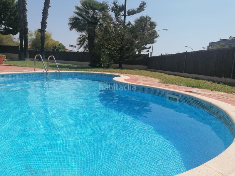 Foto c1809782-05d1-4196-a435-1e93d4e7d541. Xalet amb calefacció aparcament piscina a Bonavista Vendrell (El)