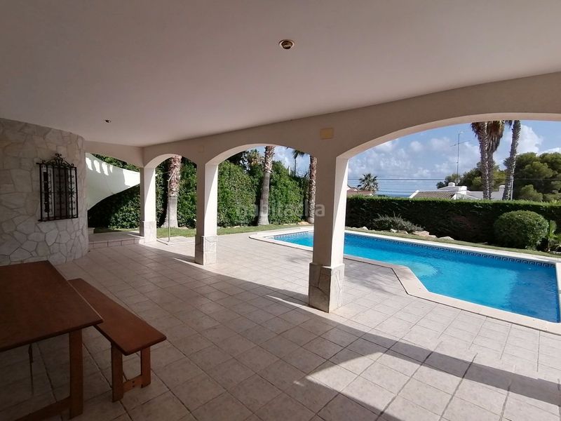 Foto 276d2d3a-4f29-4d36-9779-872ce0a5f3db. Casa amb calefacció aparcament piscina a Segur de Calafell nucli urbà Segur de Calafell