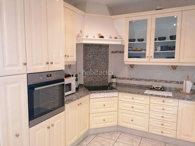 Foto 7b8e2536-7ed1-4446-acd2-ce704a6e7ded. Casa amb calefacció aparcament piscina a Segur de Calafell nucli urbà Segur de Calafell