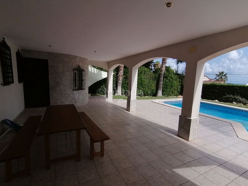 Foto d46d828c-098b-46f2-9596-7fa9a2d56d02. Casa amb calefacció aparcament piscina a Segur de Calafell nucli urbà Segur de Calafell