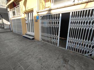 Local Comercial  Carrer de ramon casas. Local comercial en venta en cunit!