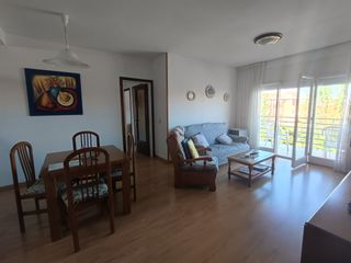 Lloguer Pis  Carrer de joan maragall. Bonito piso de alquiler de temporada en cunit!
