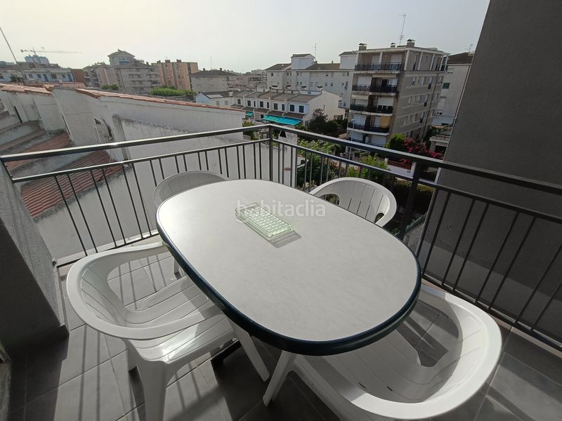Foto cd712bd9-8c77-4005-9c22-6bf6407e17bb. Àtic amb xemeneia a Cunit residencial Cunit
