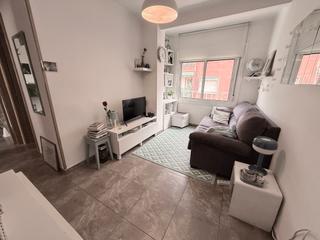 Flat in La Gavarra. Piso en venta en zona la gavarra