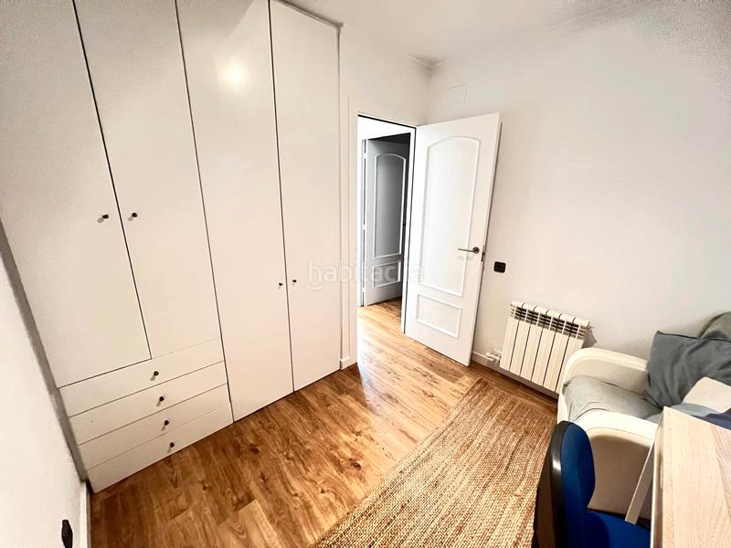 Foto a3d01a4a-3779-4e76-be04-5a6eda911c84. Piso en Centre Cornellà de Llobregat