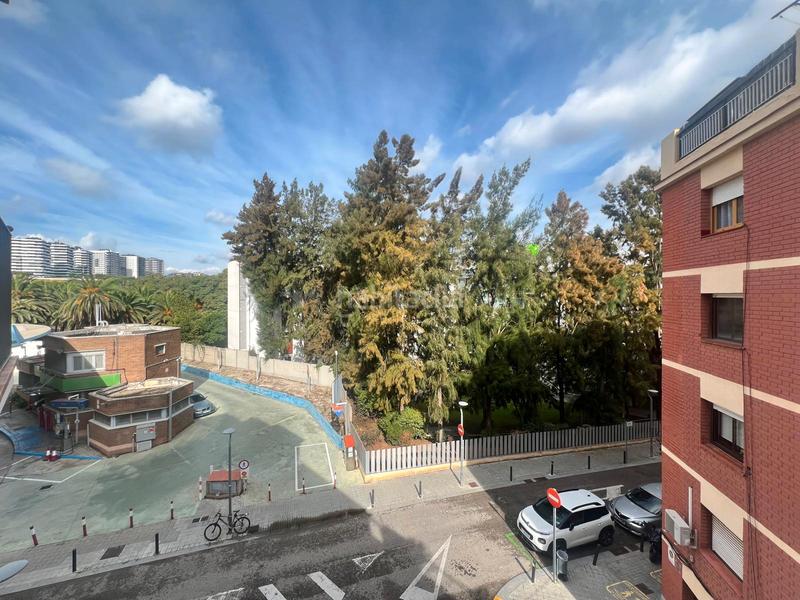 Foto b1bef04f-8970-44c0-85ee-30bf5e1905b2. Pis amb aparcament a Sanfeliu Hospitalet de Llobregat (L´)