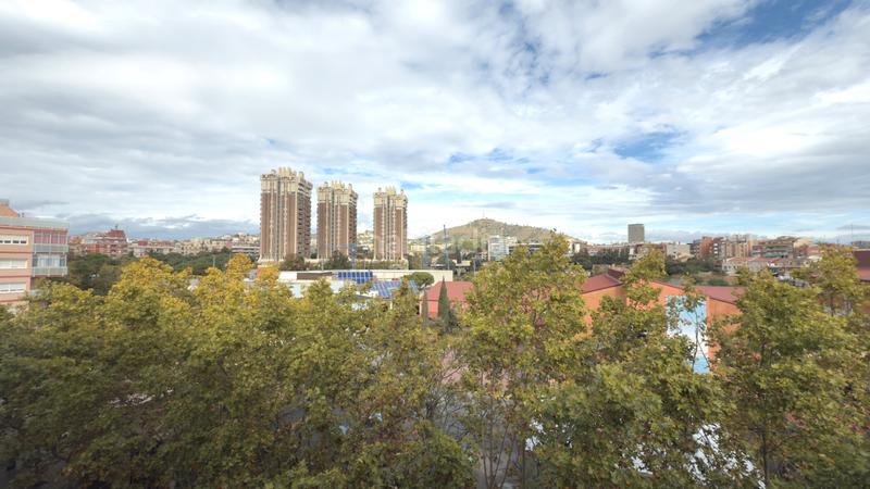 Foto 8ceab3fa-55fc-4ac1-8909-cd46d58fe1c5. Penthouse in La Plana Esplugues de Llobregat