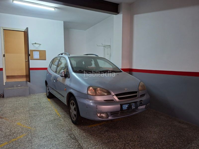 Foto f5140950-2b3a-42b5-b89b-77944df3738c. Autoparkplatz in carrer de bartolomé esteban murillo 26 in Cornellà de Llobregat
