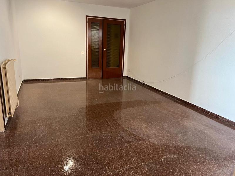 Foto b1f3ddb2-fc37-4b11-83b4-2c02bfdb97a2. Etagenwohnung in Montesa Esplugues de Llobregat