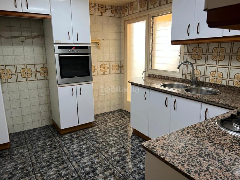 Foto c12cb9d8-151b-43fc-8511-09475d942793. Piso en Montesa Esplugues de Llobregat