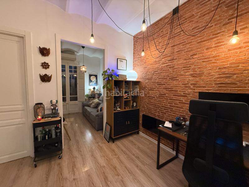 Foto 2ea95a0d-b721-46a4-bcc5-cf1d5088f53f. Flat with heating in Sants-Badal Barcelona