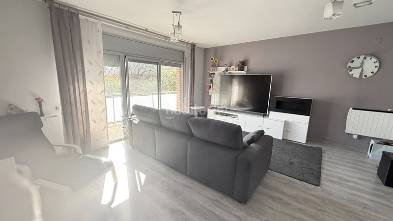 Foto 70c0f615-2c1a-4ea4-8dc7-c62e976289f2. Dúplex en Almeda - El Corte Inglés Cornellà de Llobregat