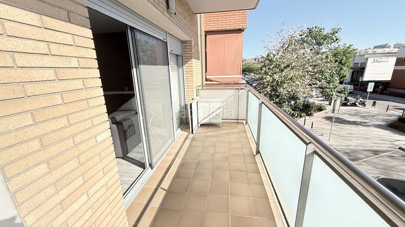 Foto 9b830e4e-fda5-4a49-8e4f-a01940157e97. Dúplex en Almeda - El Corte Inglés Cornellà de Llobregat
