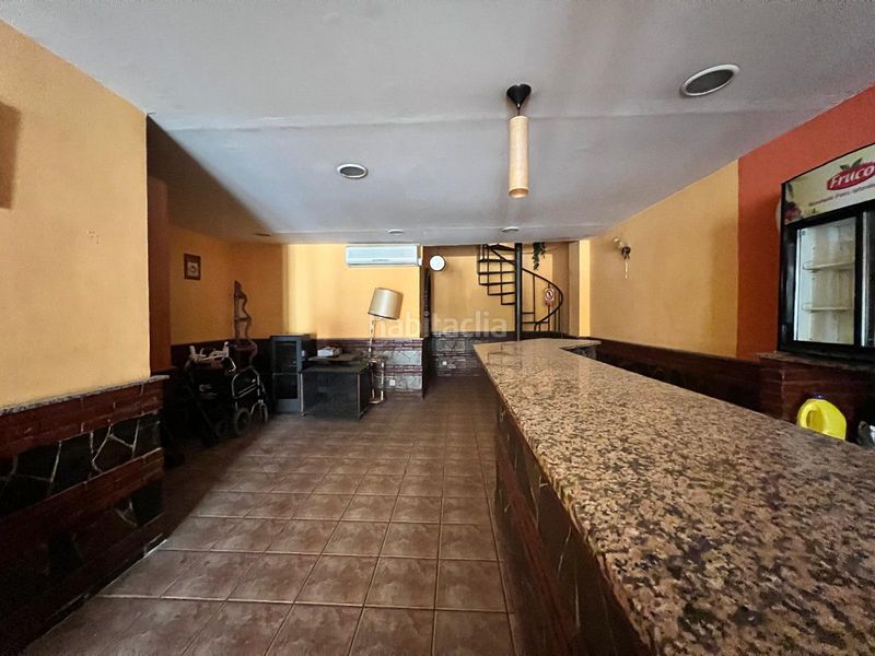 Foto 6397d4d7-8b1c-43e9-987d-72f89d568e84. Local comercial a El Pedró Cornellà de Llobregat