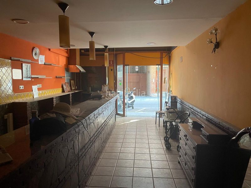 Foto 8e5a9cb1-e991-44fb-9cb6-943ae7d16155. Local comercial a El Pedró Cornellà de Llobregat