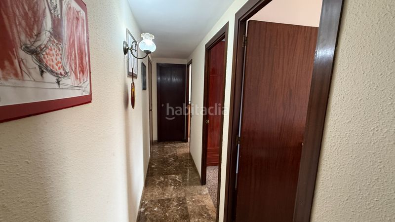 Foto 8d9bf2b0-e214-41d9-80ab-de11967b5892. Piso en Centre Cornellà de Llobregat