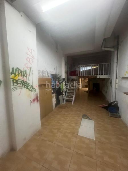 Foto 5e565dde-3621-440e-aac0-874270ed6c9a. Local comercial a carrer de la torre dels pardals 22 a Barcelona