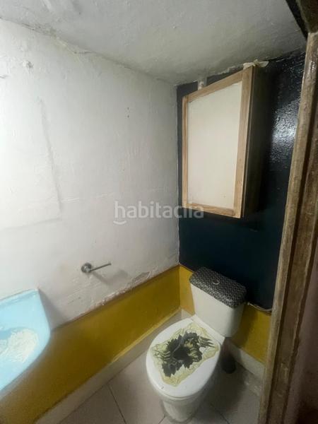 Foto fd54f813-87ad-41db-8791-31e432770fb2. Local comercial a carrer de la torre dels pardals 22 a Barcelona