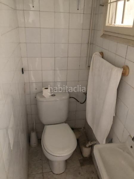 Foto 221d7b0b-44f7-4c08-8687-8db1fb955bed. Affitto locale commerciale in passatge de llívia 68 in Barcelona