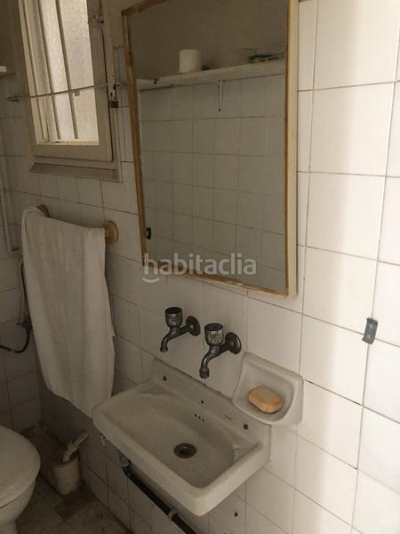 Foto 6146d6a5-fc1e-408f-a49d-67578607d7f8. Affitto locale commerciale in passatge de llívia 68 in Barcelona